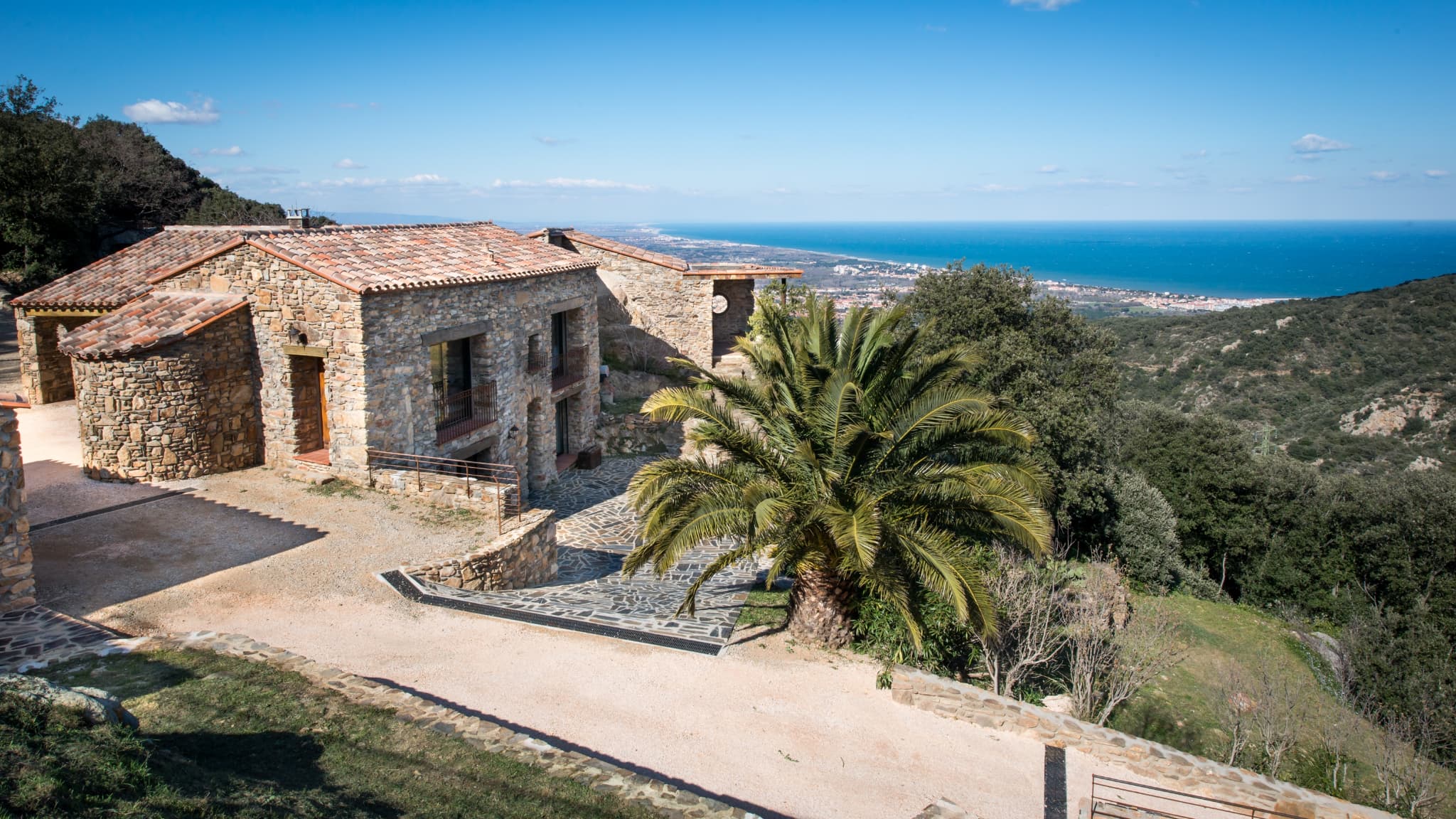 Un hameau entier est à vendre pour 3,2 millions d'euros à Collioure dans les Pyrénées-Orientales