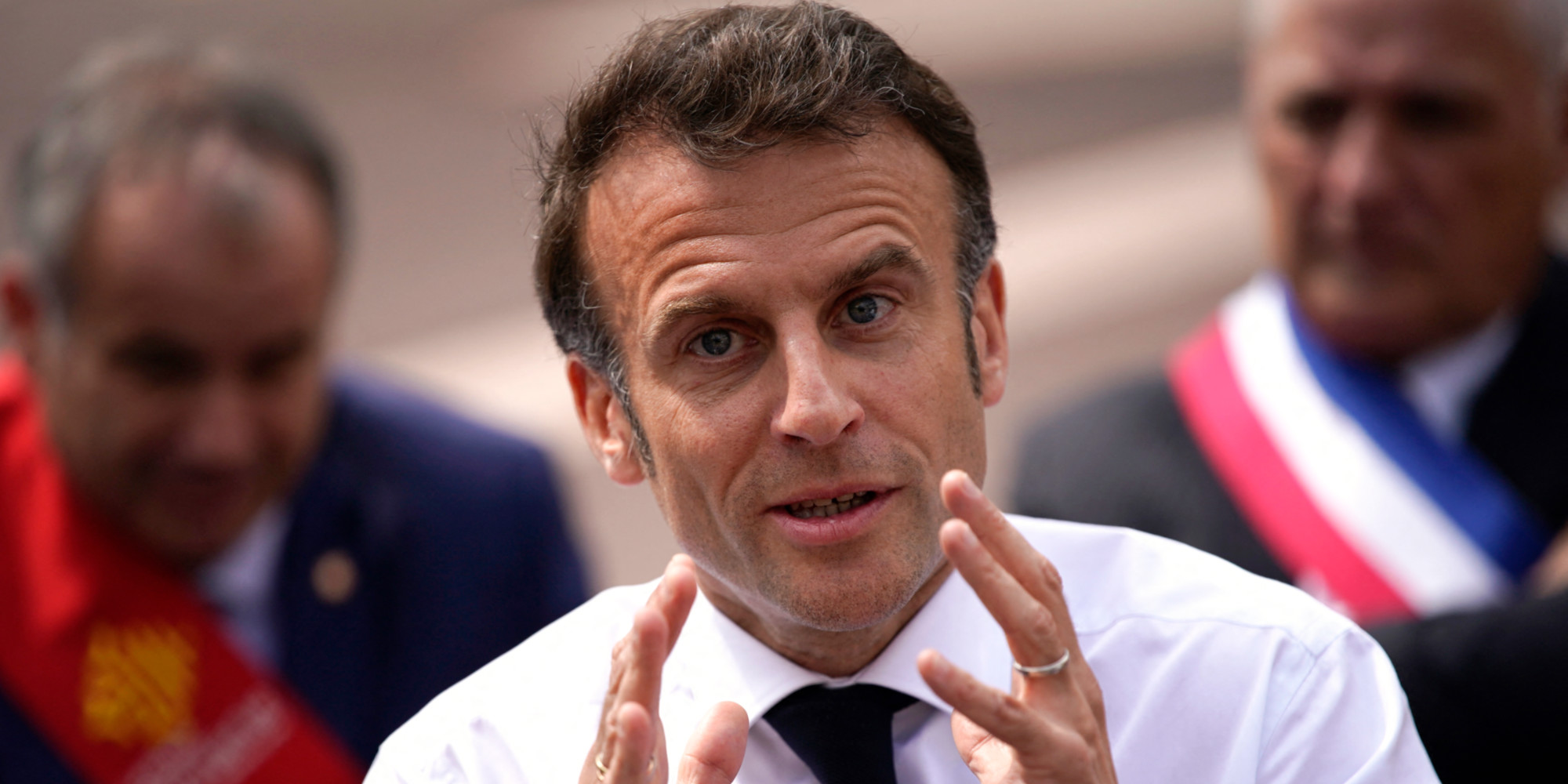 «ça va être dur jusqu'à la fin de l'été» pour les produits alimentaires, prévient Macron