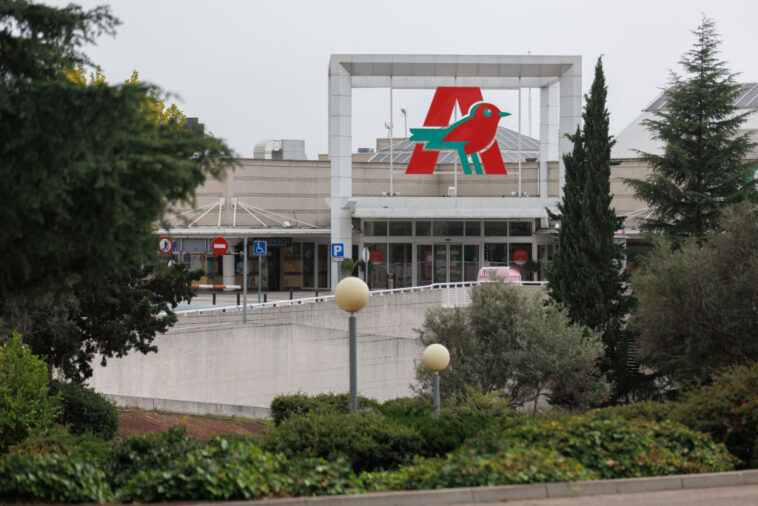 Auchan dans le rouge après une perte nette de 378 millions d'euros en 2023