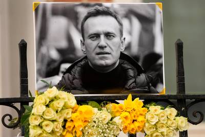 “Un étrange tumulte et des procédures inhabituelles”: un prisonnier révèle ce qui s’est passé avant la mort de Navalny