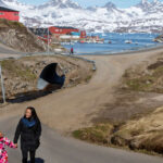 des Groenlandaises attaquent l’État danois en justice