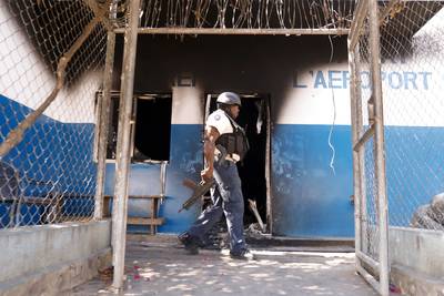 Des gangs attaquent l’académie de police de Port-au-Prince
