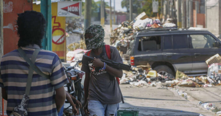 Haïti dans l’attente de nouveaux dirigeants, situation « explosive » à Port-au-Prince