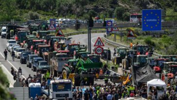 Plusieurs points de passage entre la France et l’Espagne bloquées lundi par des agriculteurs des deux pays