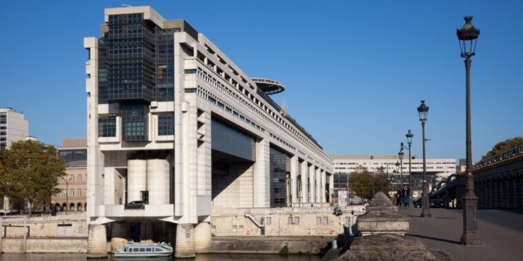 Bercy abroge un prêt de 1,3 million d'euros accordé par un haut fonctionnaire, élu RN-LR