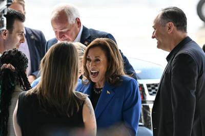 Présidentielle américaine: Trump qualifie Harris de "folle" avant un meeting crucial pour la vice-présidente