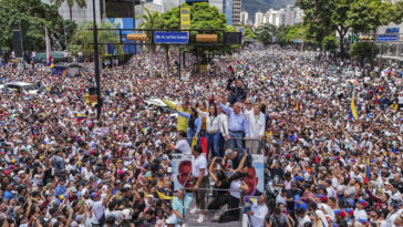 la cheffe de l’opposition appelle à manifester samedi pour contester la réélection de Maduro