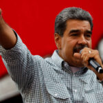 Le depart force du rival de Nicolas Maduro est percu