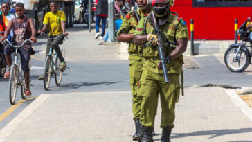 En Tanzanie, rapper contre la police mène à la prison