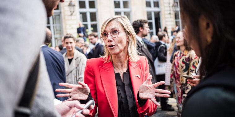 En direct, budget 2025 : « Si je n’ai pas » les « moyens de mon action », « j’en tirerai les conclusions », avertit Agnès Pannier-Runacher