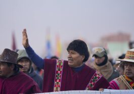 l’ancien président Evo Morales dénonce des coups de feu contre son véhicule